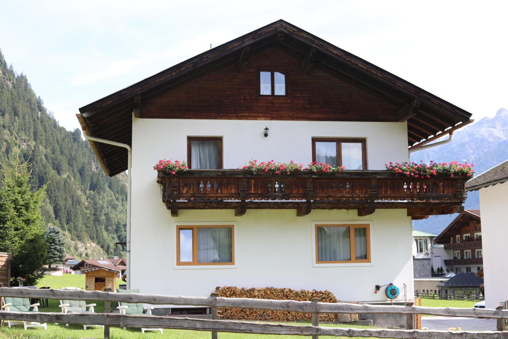Appartement Berghaus Martin à Neustift im Stubaital Extérieur photo